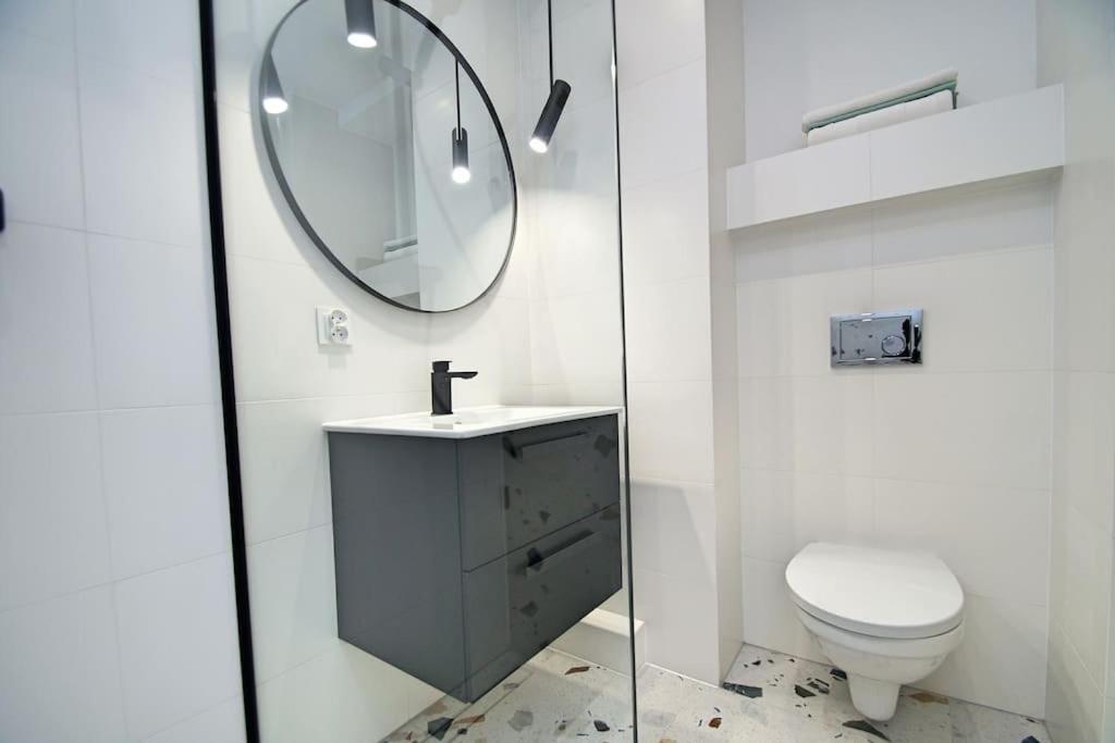 Apartament Korfantego Citycentre Z Widokiem Na Spodek Katowice Bagian luar foto